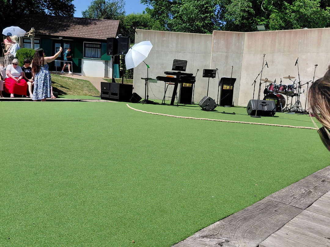 Brighton Open Air Theatre (B.O.A.T)-Hove必去景点