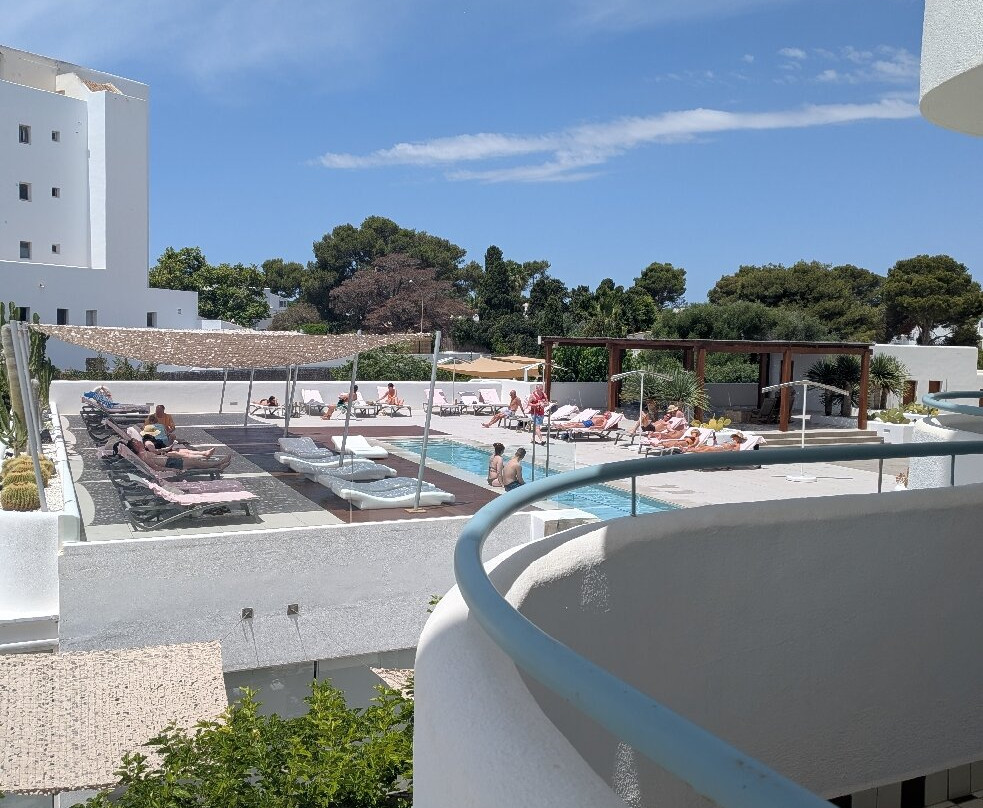 Inturotel Cala Esmeralda主图
