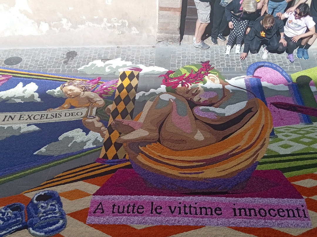 Infiorate di Spello-Spello必去景点