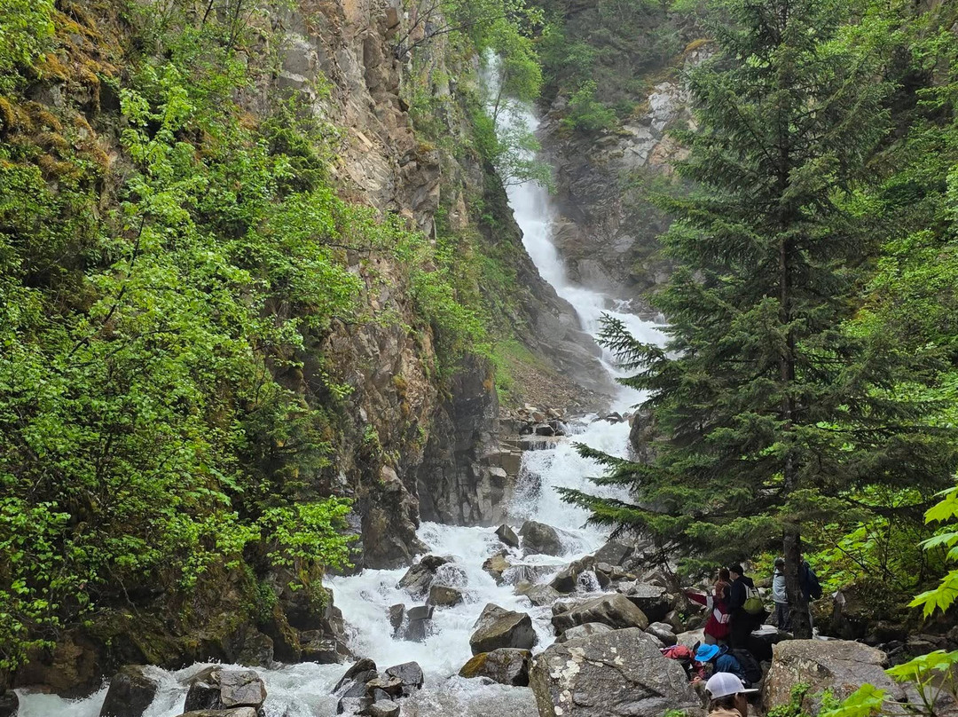 Lower Reid Falls-史凯威必去景点