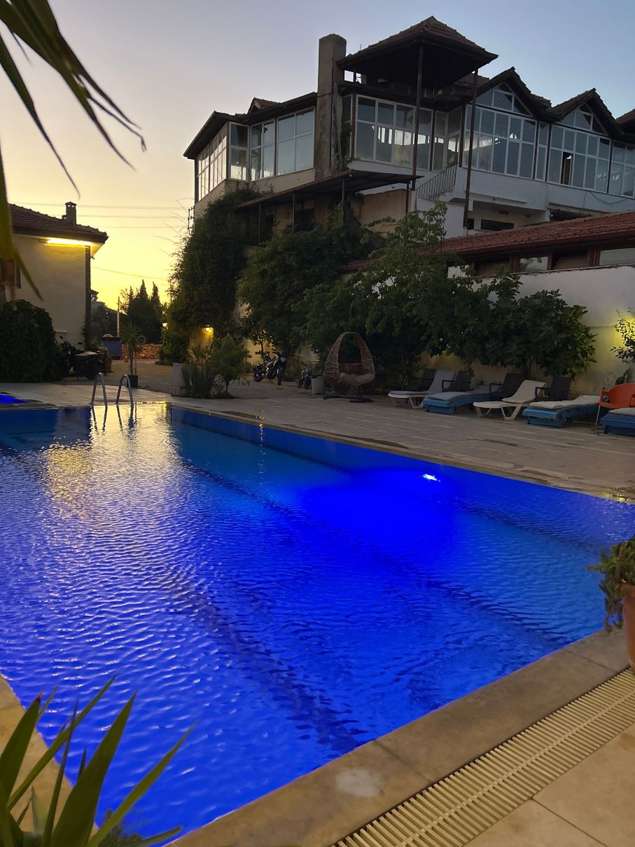 Ozturk Hotel-旅行者