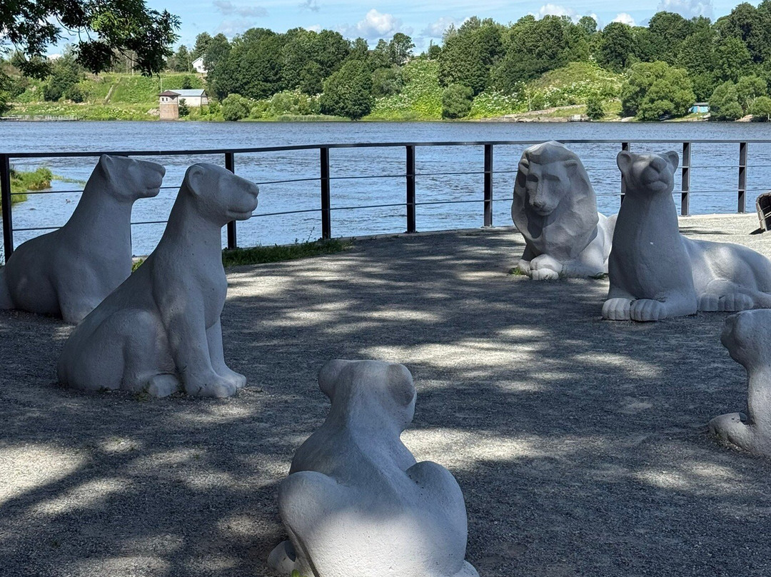 Narva River Promenade-纳尔瓦必去景点