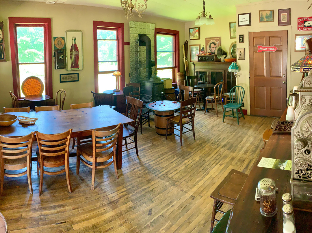 Old Mission General Store-特拉弗斯城必去景点