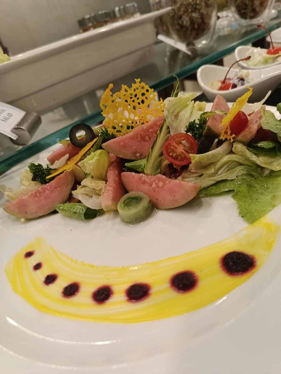 拉杰克特马拉萨萨罗瓦尔门廊酒店-旅行者