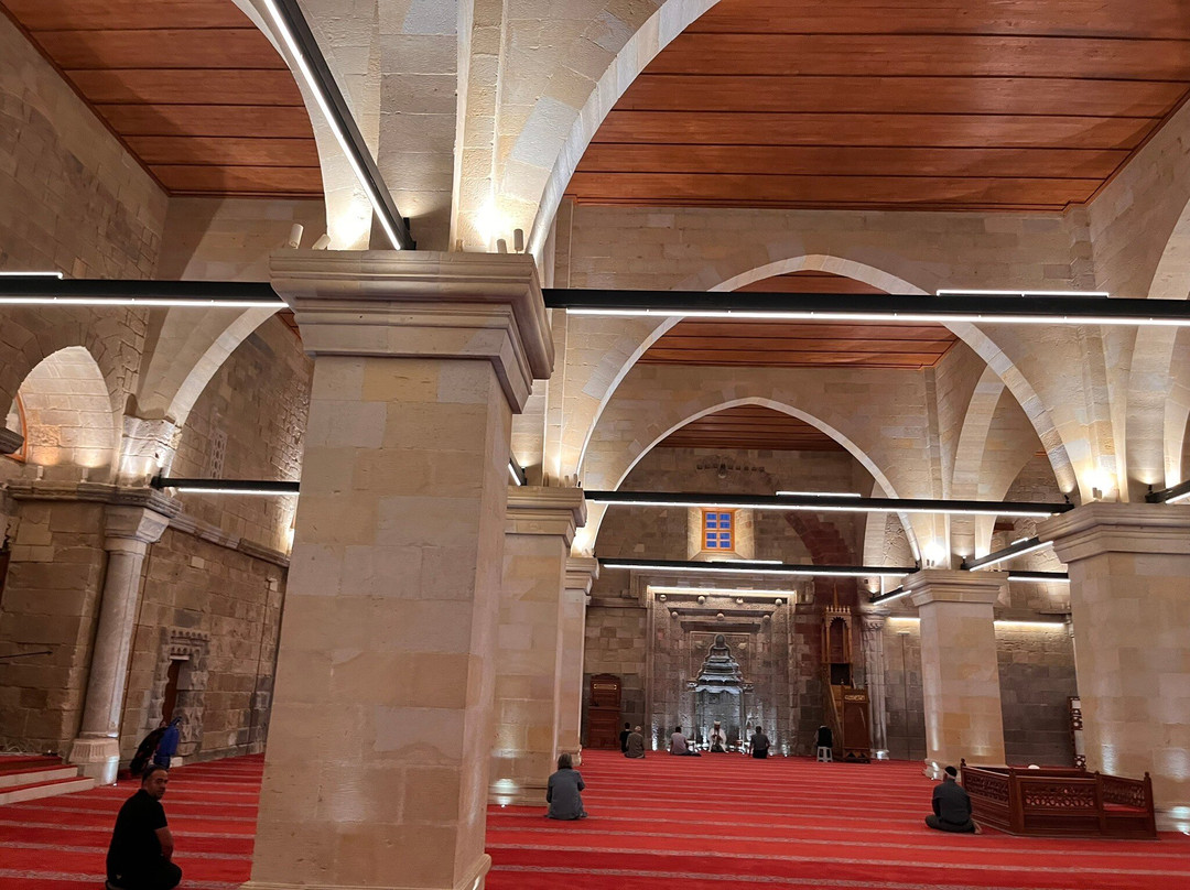 Sungurbey Cami ve Bedesteni-Nigde必去景点
