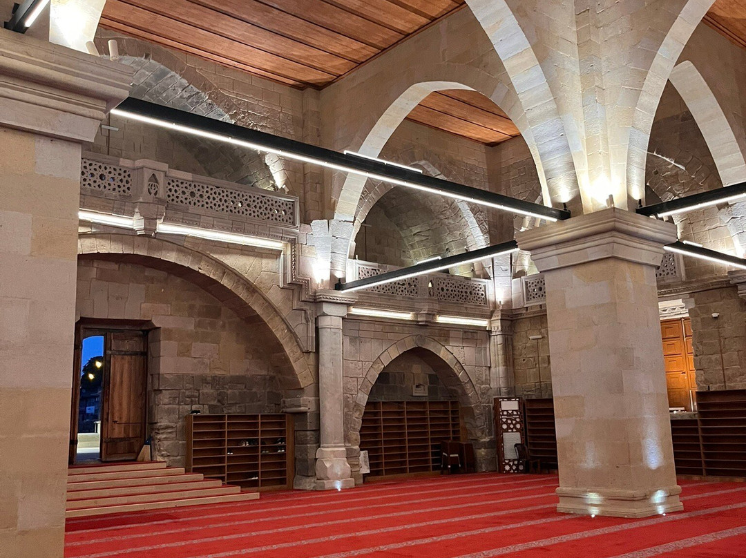 Sungurbey Cami ve Bedesteni-Nigde必去景点