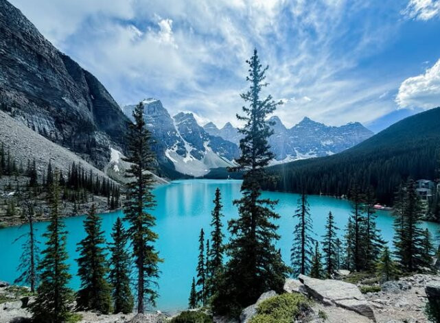 Moraine Lake Rockpile Trail