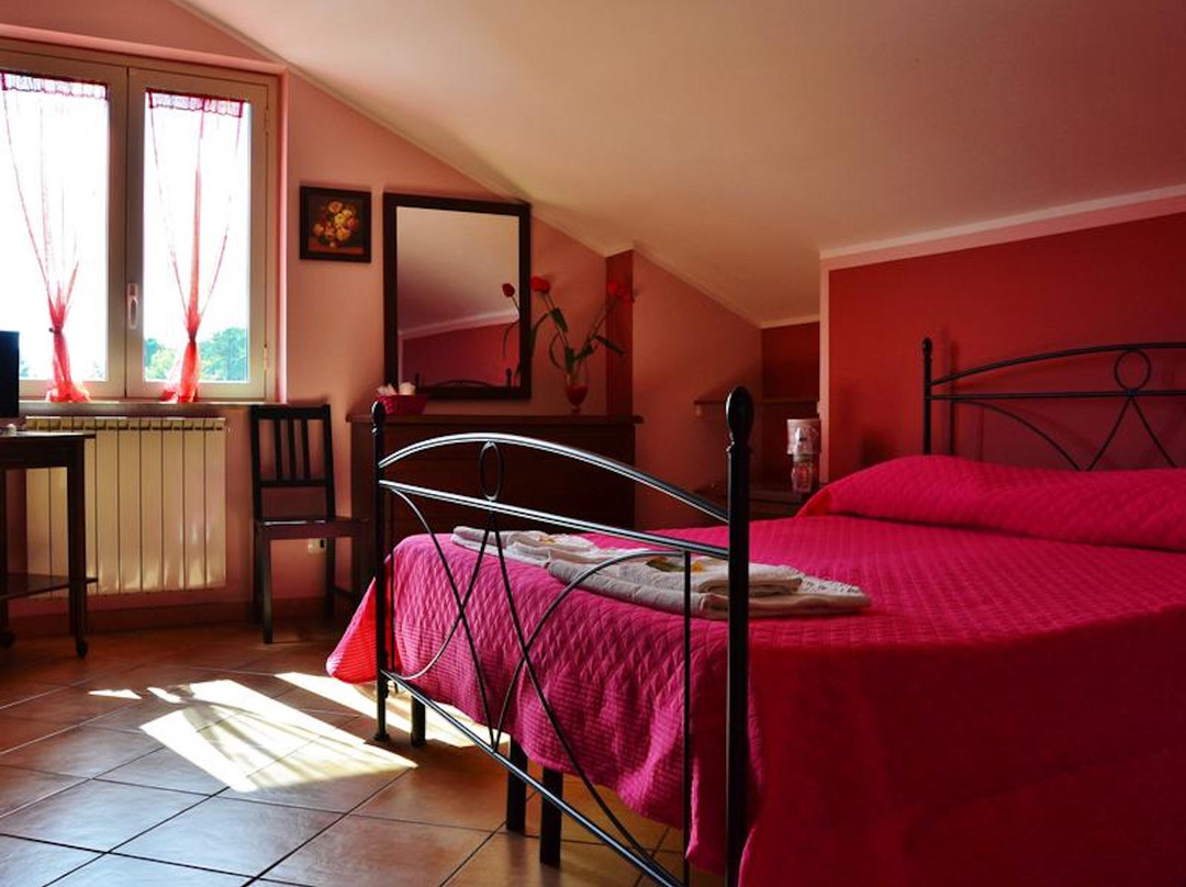 Yellow Room - B & b S. Elia主图