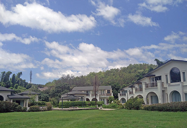 Dhikuli酒店住宿-The Hridayesh Wilderness Resort