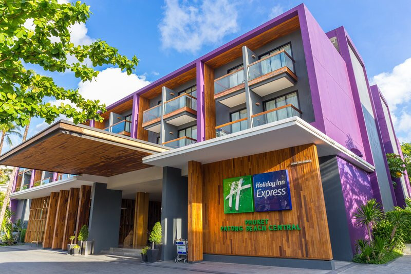 普吉岛巴东海滩中央智选假日酒店 - IHG 旗下酒店