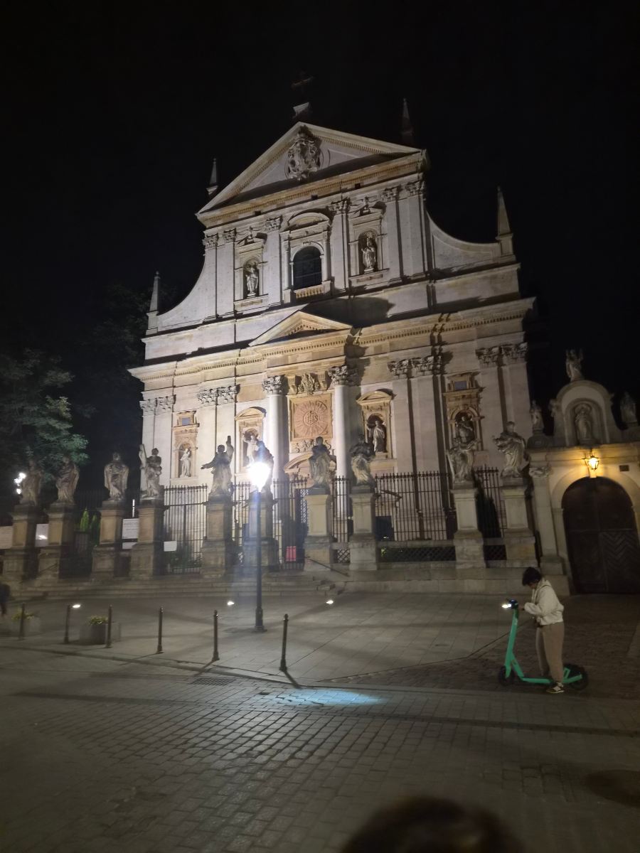 史达东尼娜公寓式酒店-旅行者