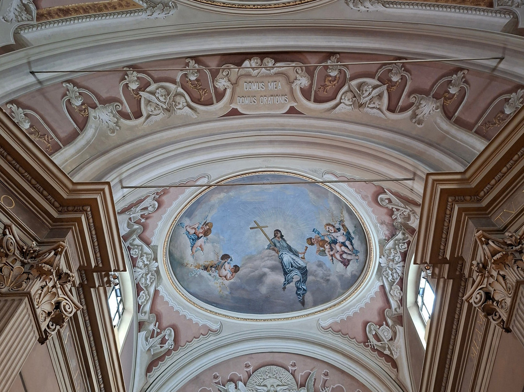 Chiesa dei Santi Pietro e Paolo-托里德尔贝纳科必去景点