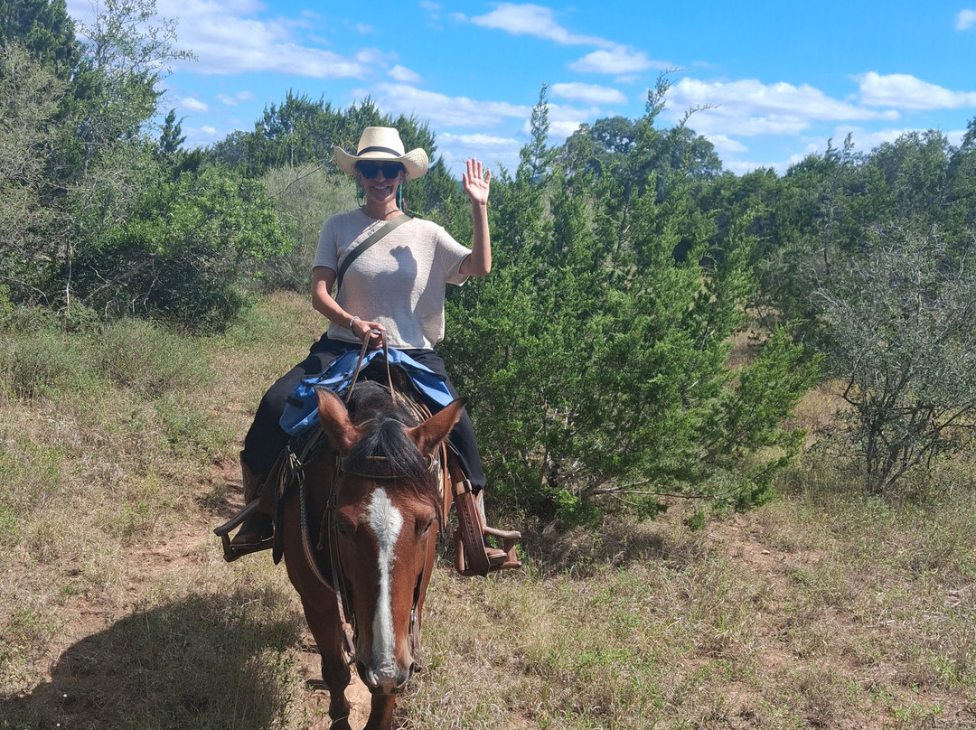 Cross G Ranch Trail Rides-Bandera必去景点