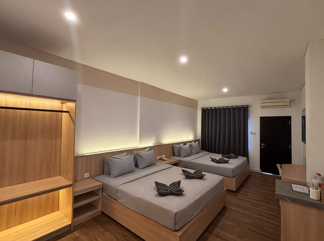 庞岸达兰酒店住宿-Holiday Beach Inn