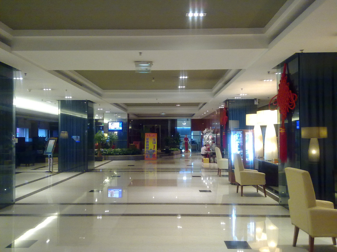 金泰海博大酒店主图