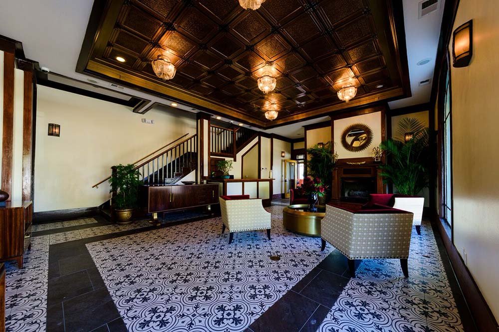 Hotel DeFuniak-官方
