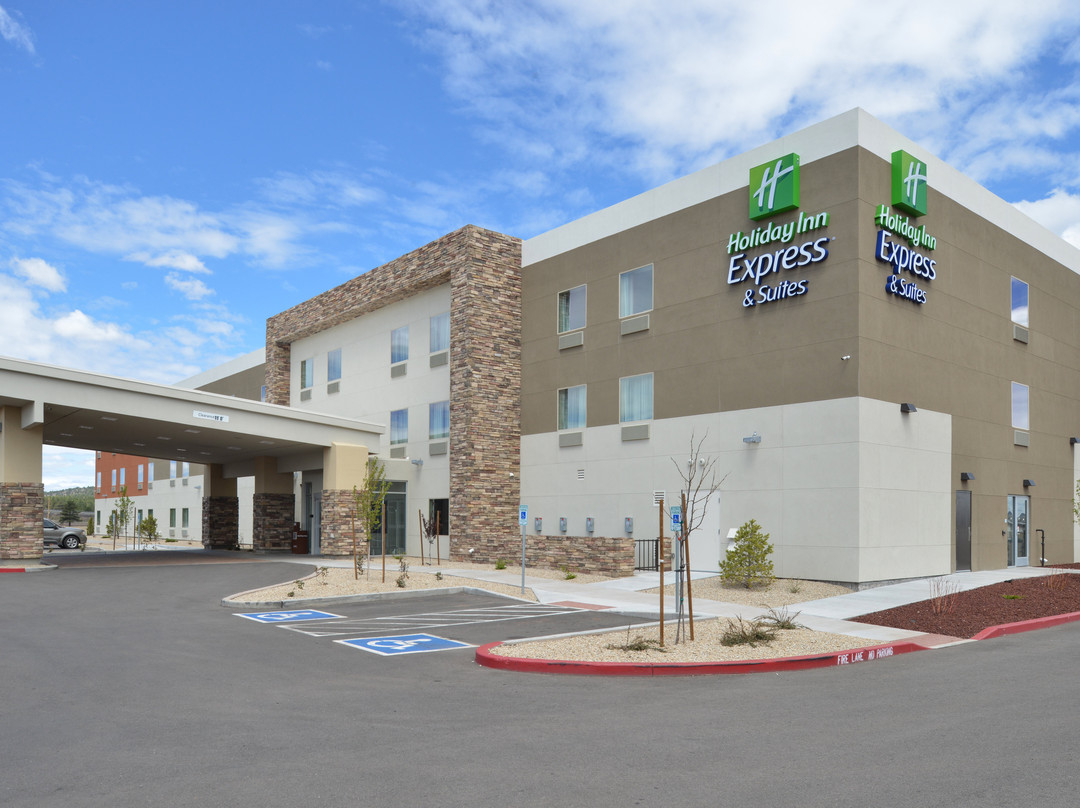 Holiday Inn Express & Suites Williams By IHG主图