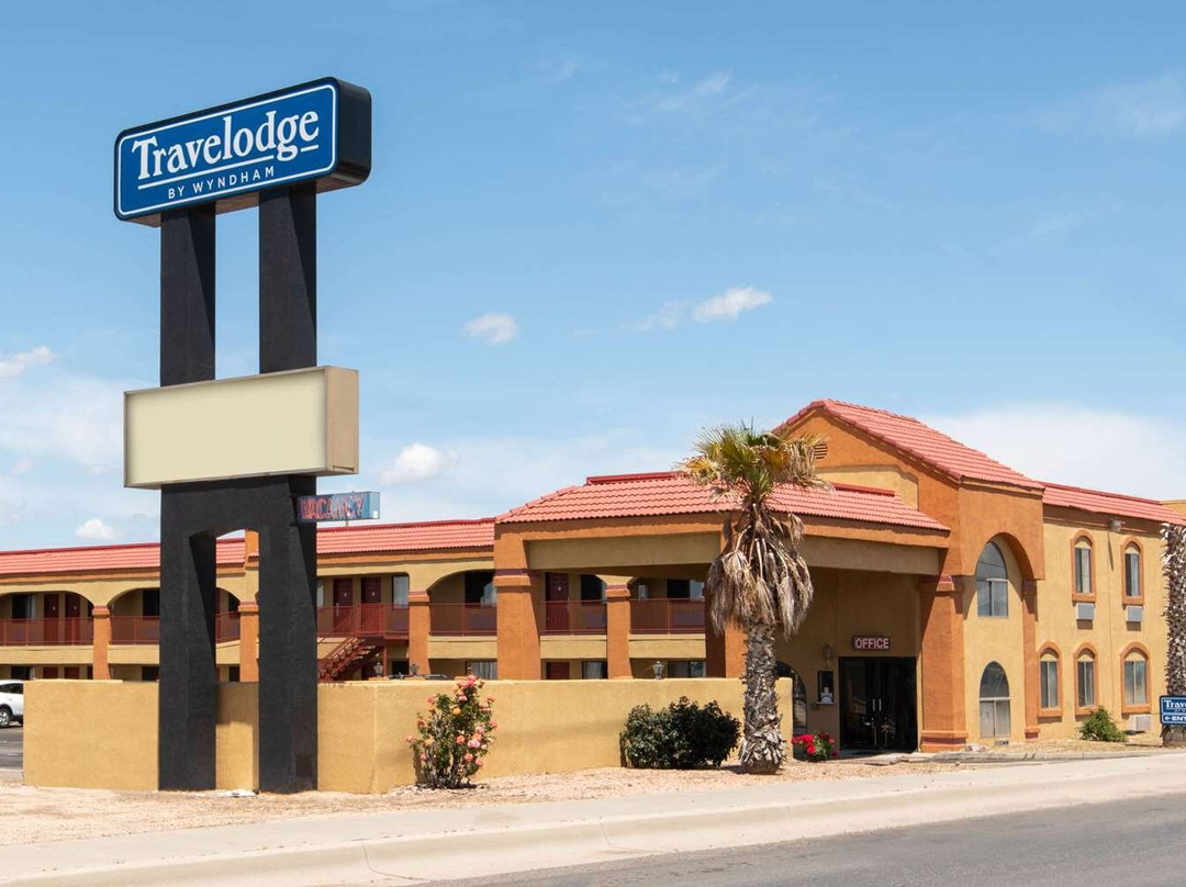 Travelodge by Wyndham Kingman