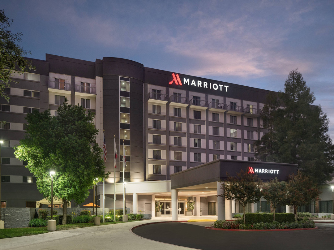 Visalia Marriott at the Convention Center主图