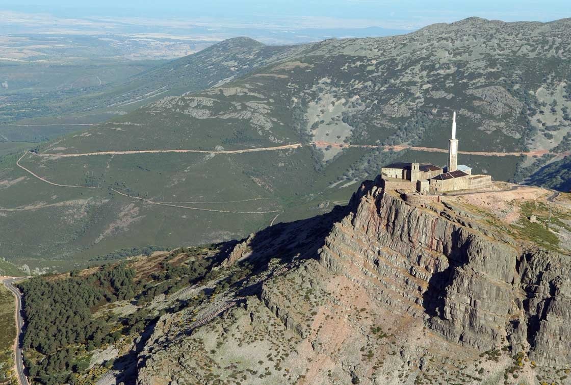 Hospedería Pena de Francia-官方