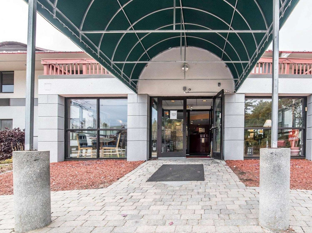 Econo Lodge Near Plymouth State University