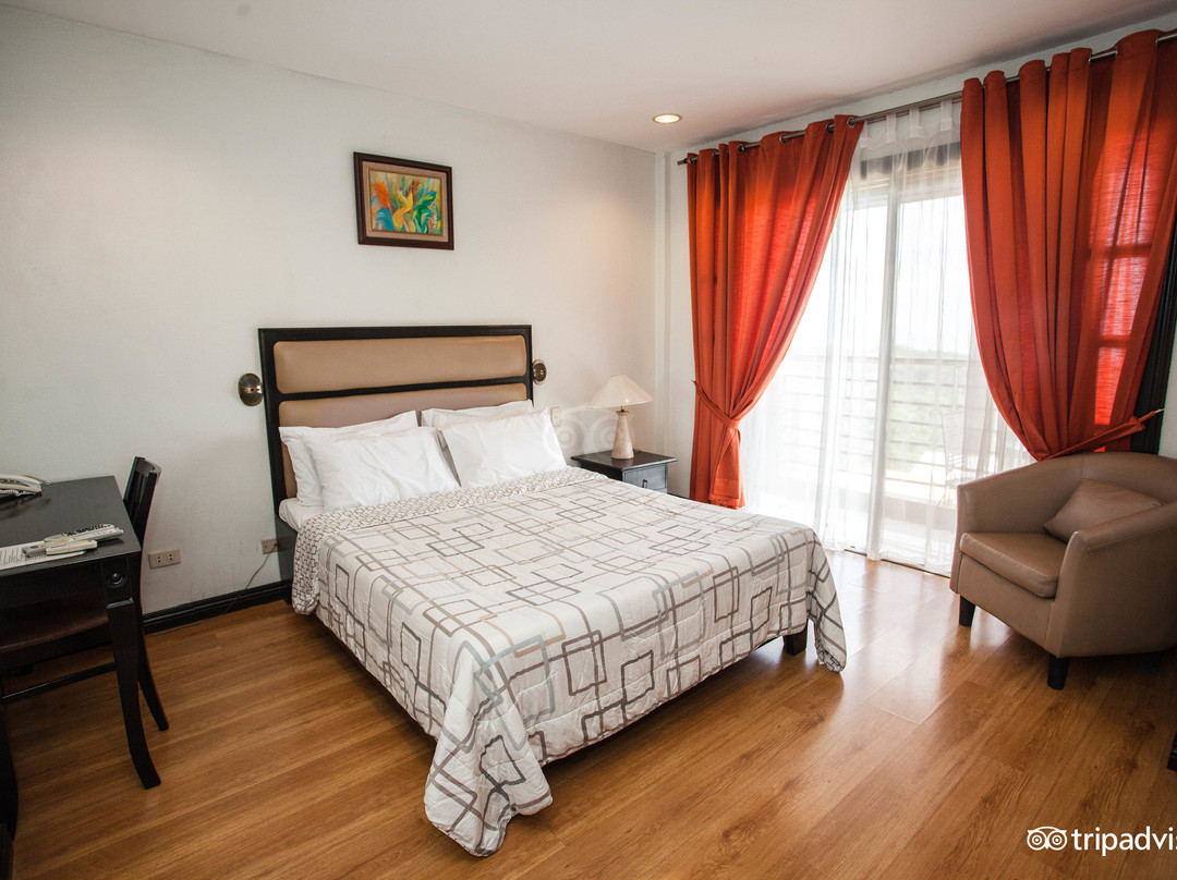 Tagaytay Econo Hotel