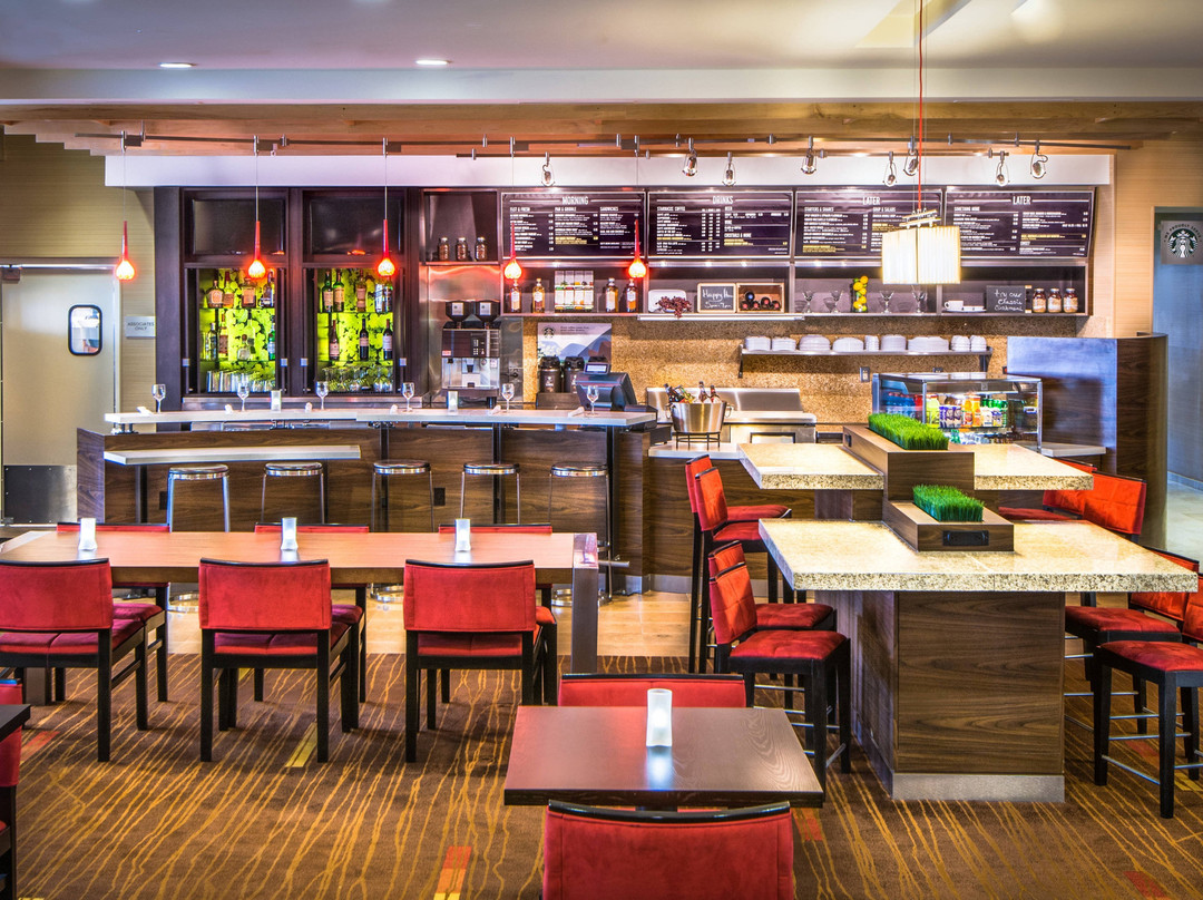 Courtyard Charleston Downtown/Civic Center主图