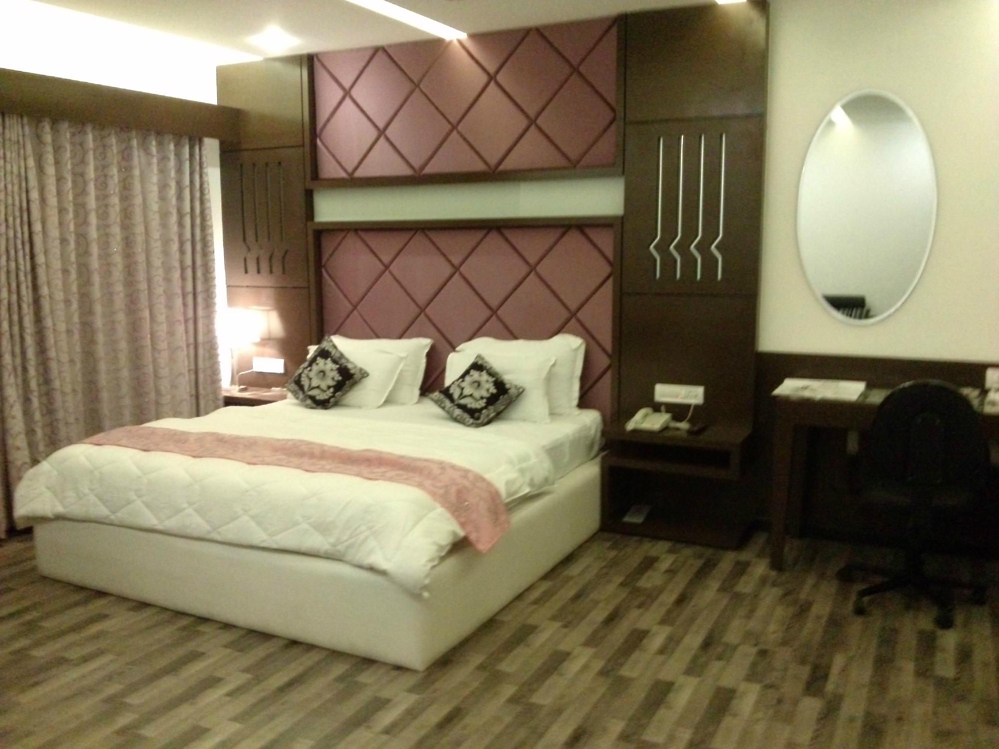 Hotel Sarvottam-客卧