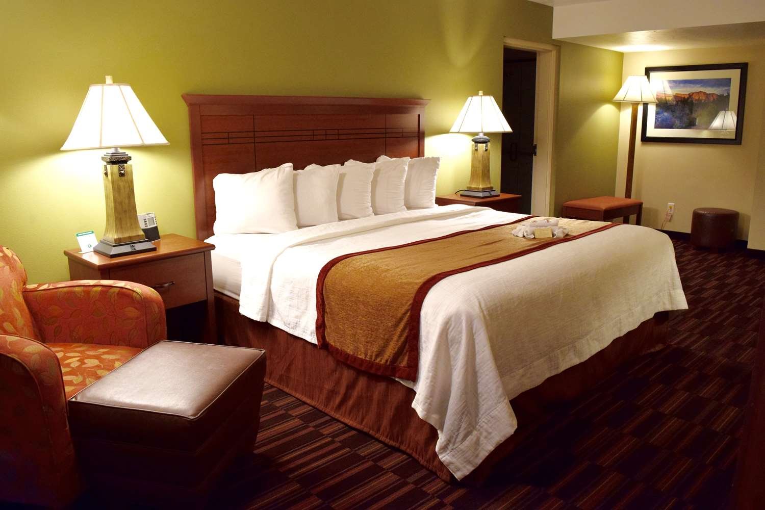 Town & Country Inn-官方