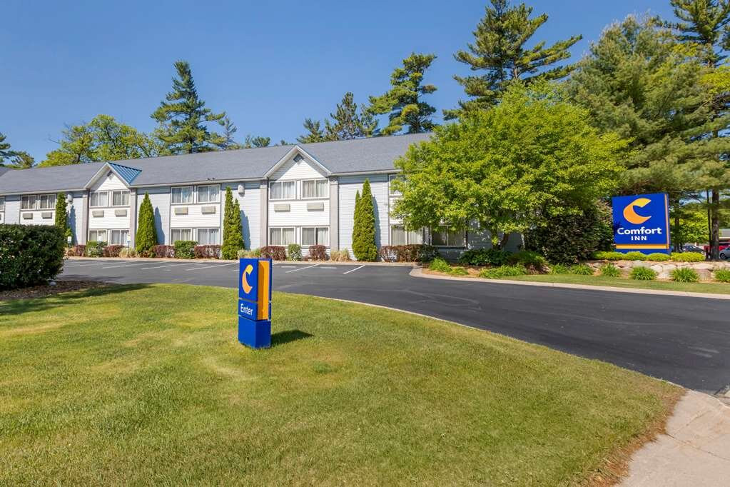 Comfort Inn Traverse City主图