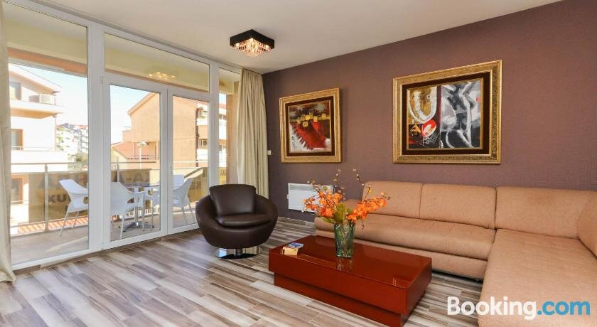 Apartments Superb