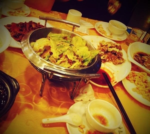 亿家门(玉兰路店)
