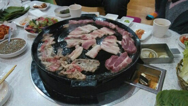 海花锅盖烧烤店主图