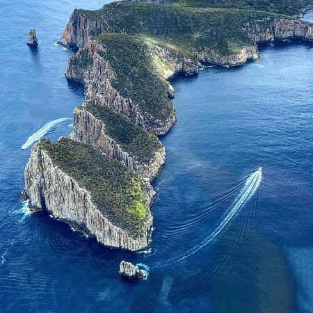 Tasmanian Air Tours景点图片