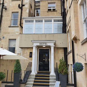 巴斯弗朗西斯酒店主图