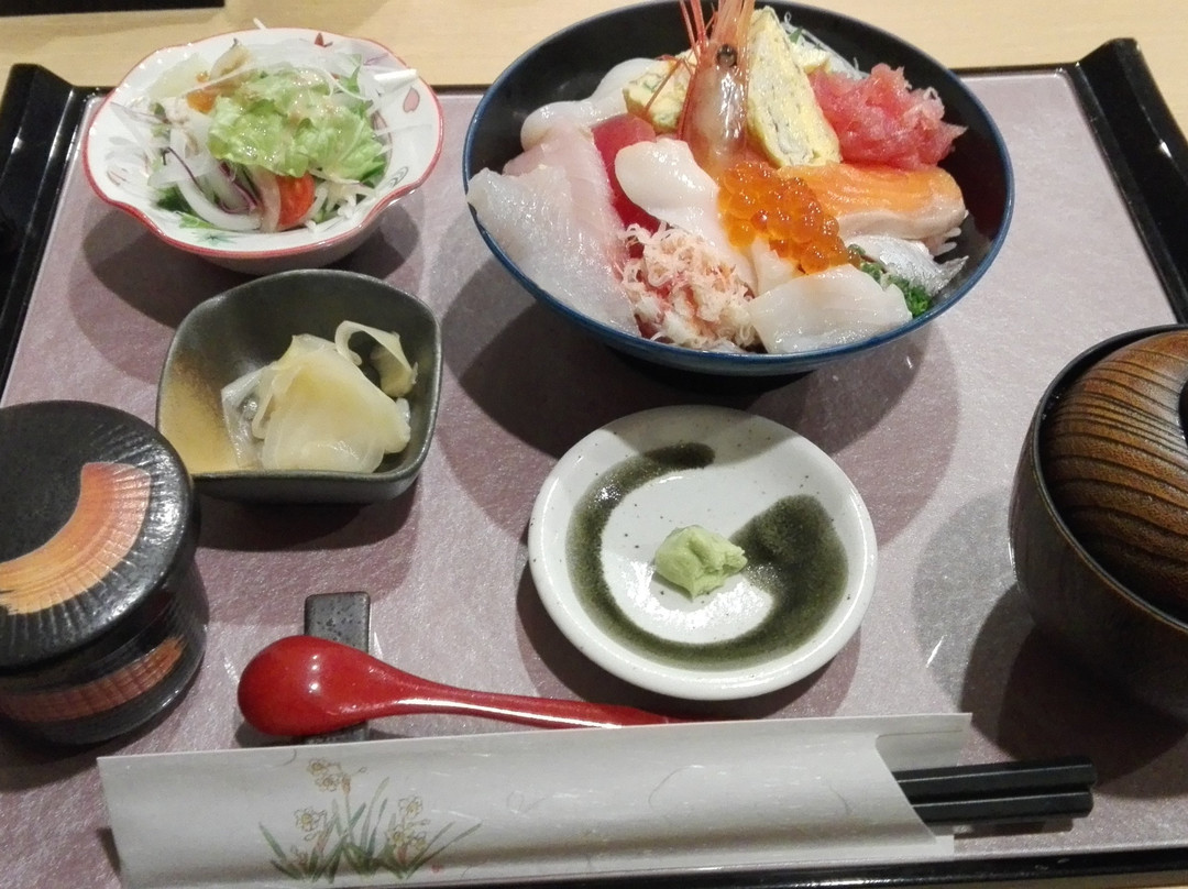 岩沼市餐馆和美食-Makoto Sushi