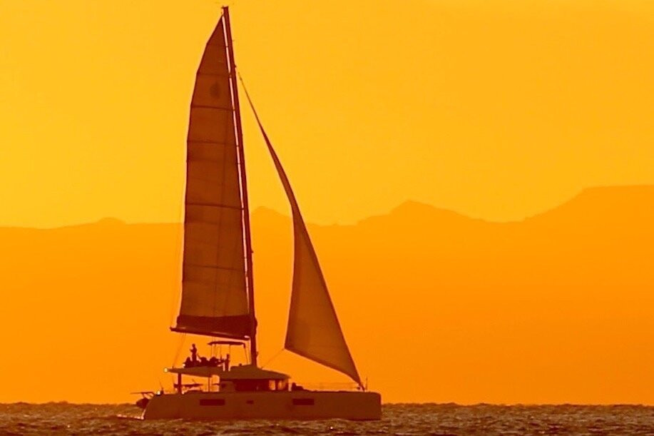 Sea of Cortez Sailing: Private Charters & Expert Sailing School