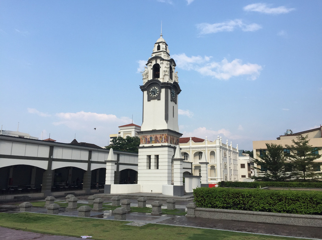 Birch Memorial Clock Tower景点图片