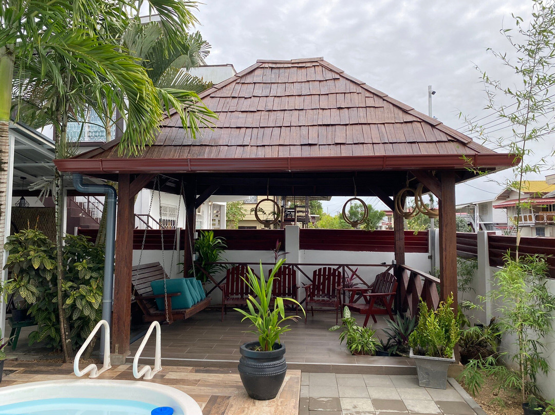 Villa Famiri Boutique Hotel