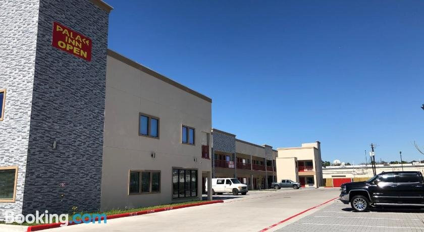 Palace Inn Dickinson