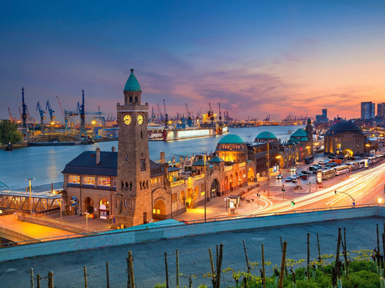 Hamburg Scavenger Hunt and Highlights Self Guided Tour