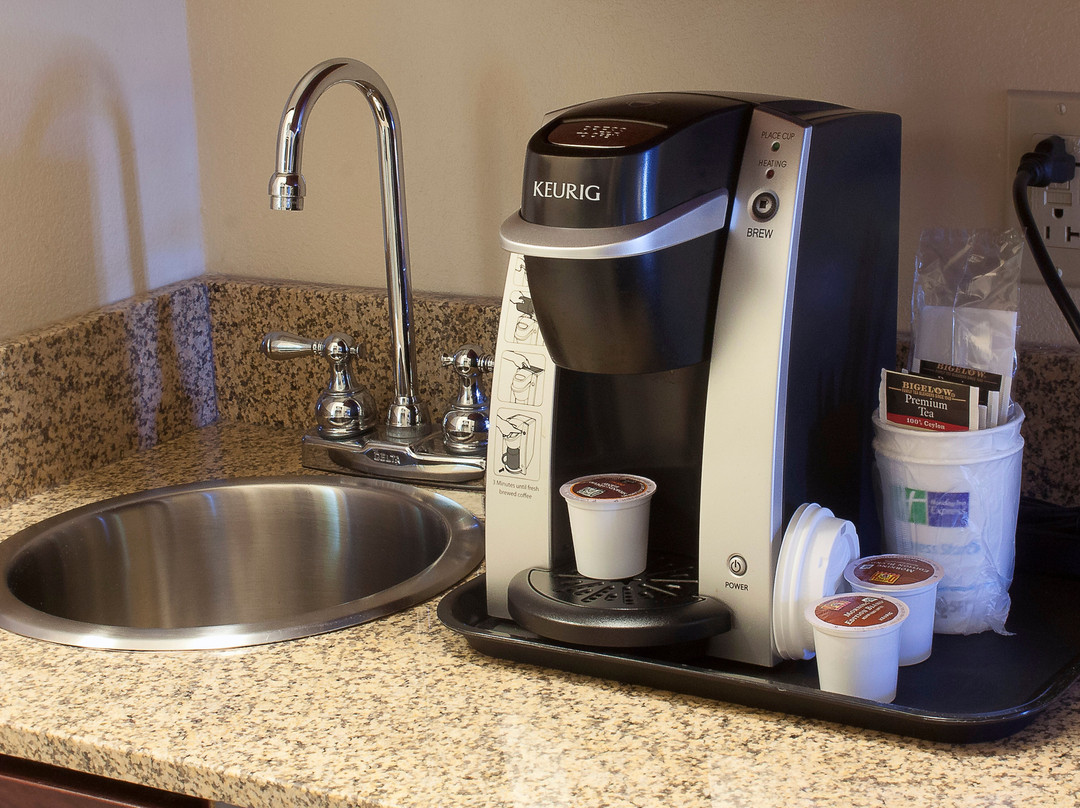 Holiday Inn Express & Suites Youngstown West - Austintown By IHG主图