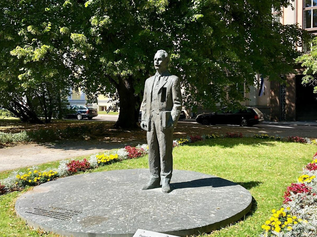 Monument to Peeter Põld-塔尔图必去景点