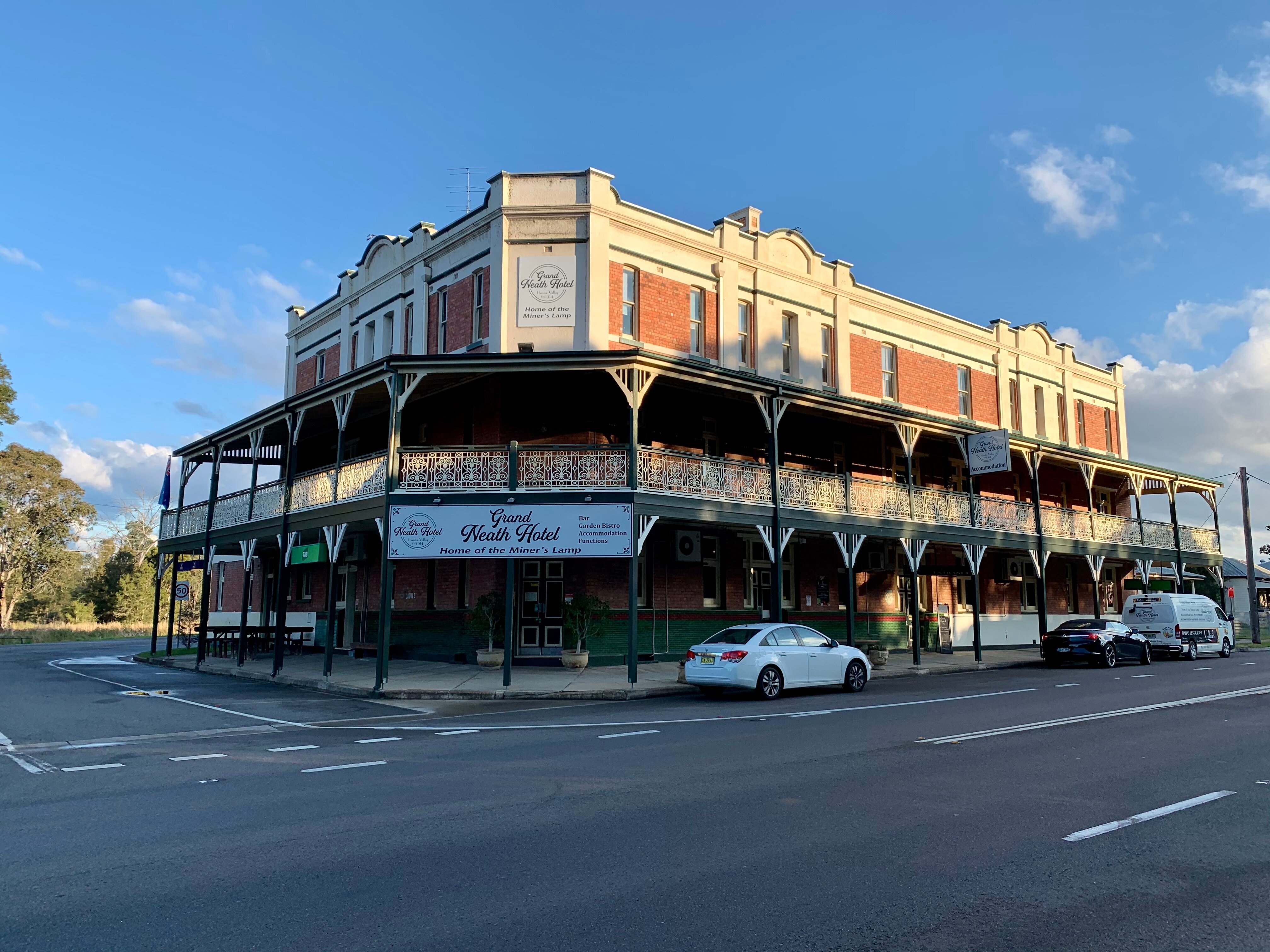 Neath Hotel-官方