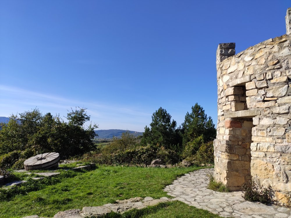 Le Labyrinthe Vert Nebias-Nebias必去景点