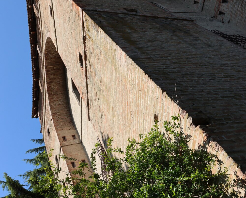 Torrione Farnese di Castell'Arquato景点图片