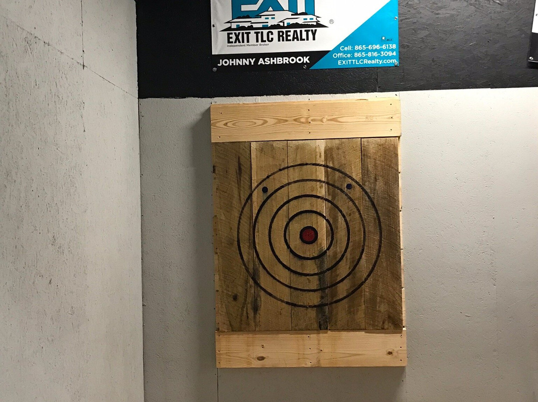 East Tennessee Axe Throwing景点图片