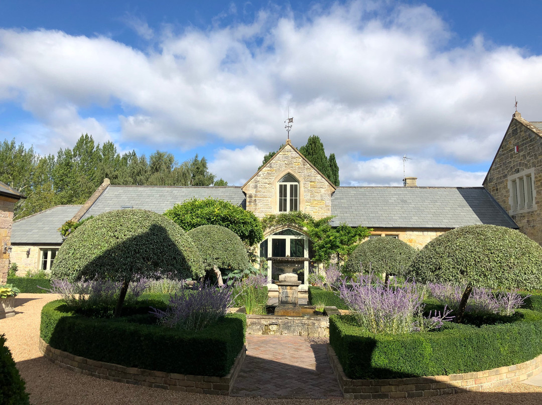 Capel Courtyard B&B主图