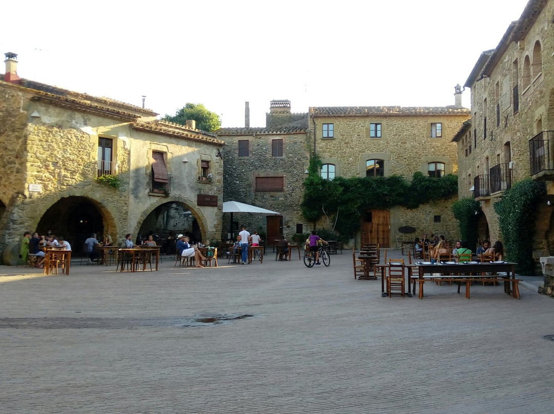 Pueblo Medieval de Monells景点图片