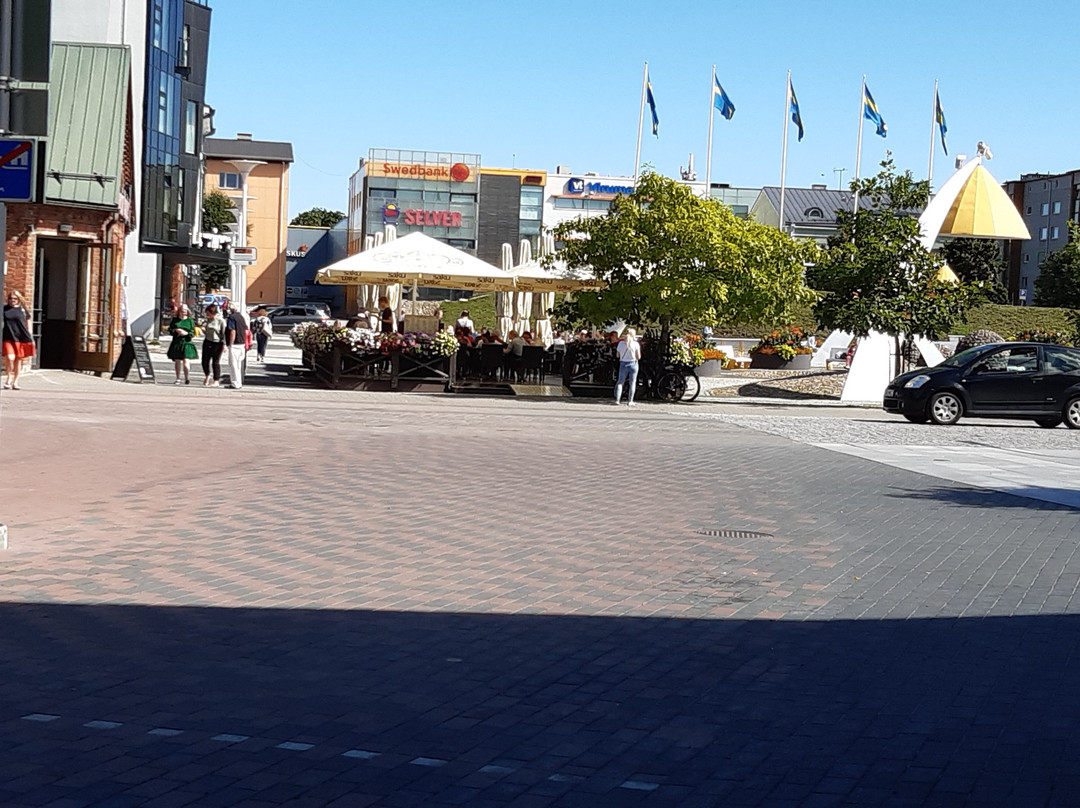 Rakvere's Central Square-拉克韦雷必去景点
